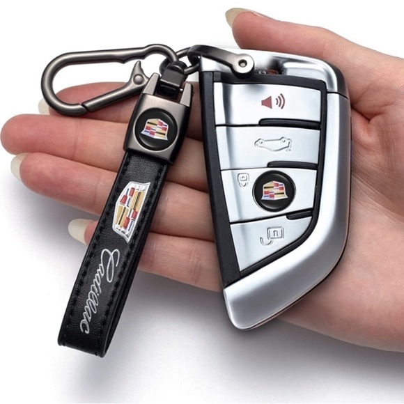 🆕 Cadillac Logo Genuine Black Leather Car Keychain Key Chain Fob Ring Holder - Picture 2 of 6